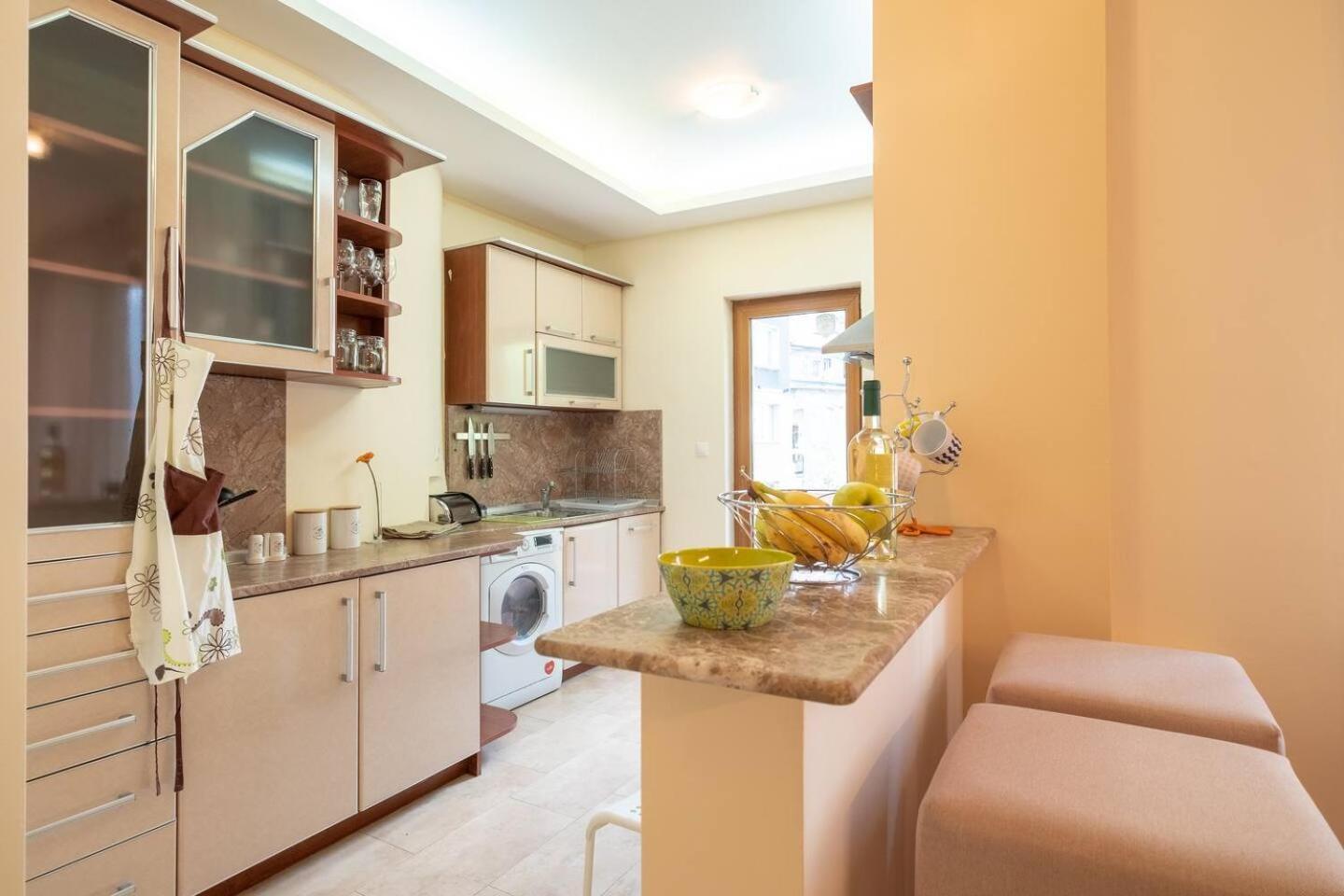 Top Pick! Central Spacious 2 Bedroom Apartment Sofia Exterior photo